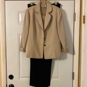 Julian Taylor pant suit